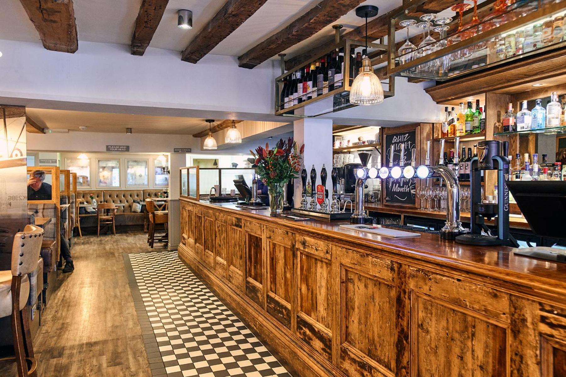 Hotel The Red Lion Odiham Exterior foto